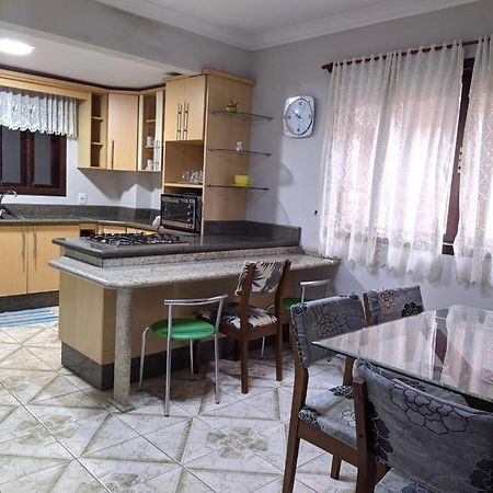 Iup House Hostel Блуменау Экстерьер фото